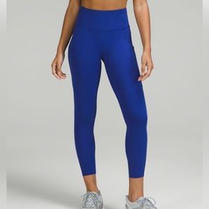 Lululemon Fast and Free High Rise Tight 25” in Psychic, Size 8